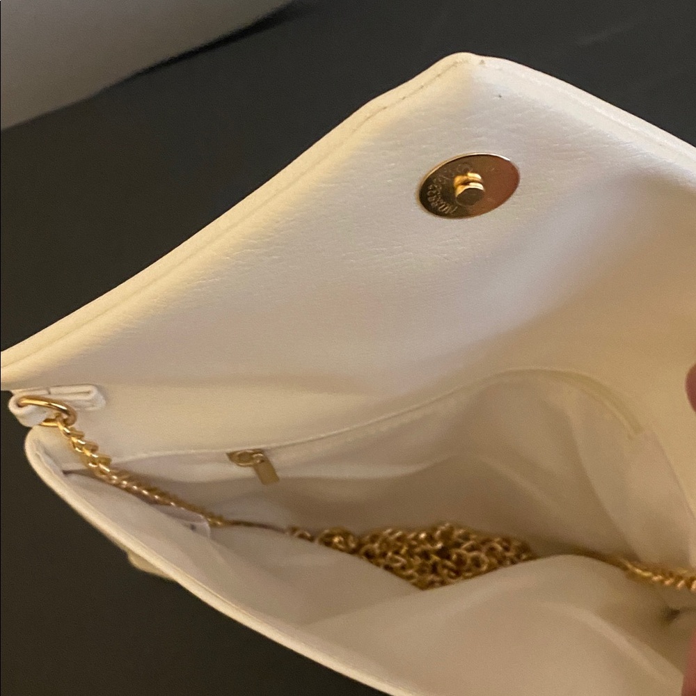 Clutch purse - Picture 3 of 9